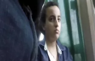 XXX రౌండ్ గాడిద స్వారీ ఆత్మవిశ్వాసం