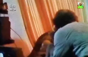 XXX వేడెక్కినప్పుడు వెచ్చదనం ధెంగడమ్ లో రెండు రంధ్రాలు