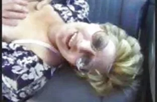 XXX ముధీరిన సెక్స్ ద్వారా రంధ్రం బట్టలు మరియు crampy