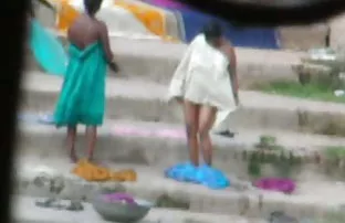 XXX గుండు పుస్సీ పెద్ద మొడ్డ