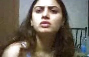 XXX పసికందు చూపిస్తుంది పూకు లో పార్క్