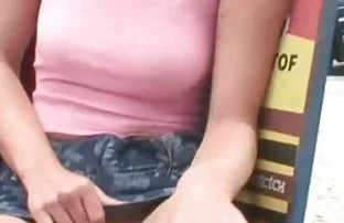 XXX సందర్శించిన మరియు ఇబ్బంది పెట్టాడు బ్లాండ్ Oksana