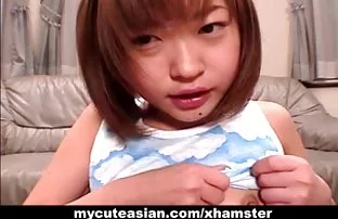 XXX మేల్కొన్నాను మరియు వెంటనే ప్రారంభమైంది. masturbate