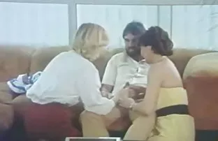 XXX చొచ్చుకెళ్లింది మొడ్డ తడి పూకు పార్క్ లో