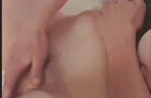 XXX తో సెక్స్ కలిగి మీ బట్టలు న