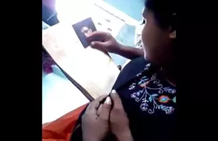 XXX హోమ్ సెక్స్ పెద్ద మంచం మీద