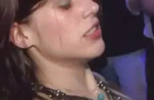 XXX Slim చూసారు వద్ద వైద్య పరీక్ష