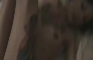XXX Trelka ఇచ్చింది. మూడు యువ అబ్బాయిలు